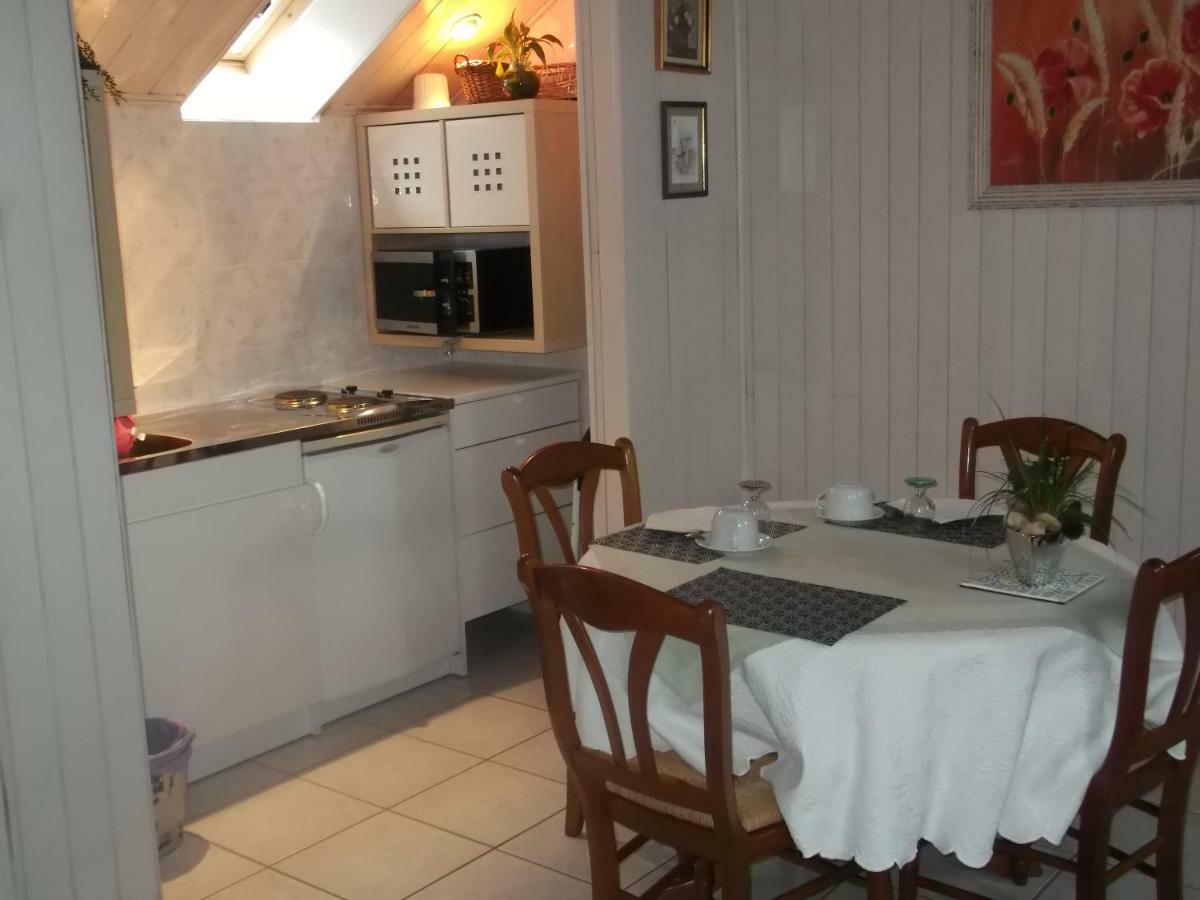 Village Prefere Des Francais Grand